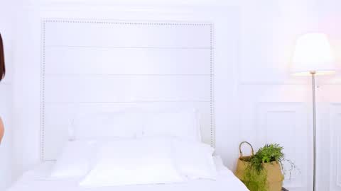 Naomi online show from 18, 11, 2025