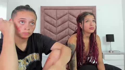 Snapshot of naomyanddany chatting on 21, 1, 2025 NaomyAndDany online show from 21, 1, 2025