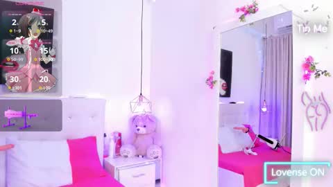 nara_pink online show from 5, 12, 2025