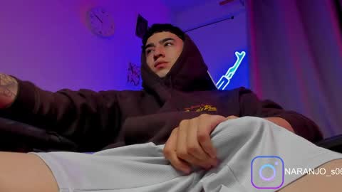 Snapshot of naranjo_seb chatting on 2, 5, 2026 sebastian online show from 2, 5, 2026