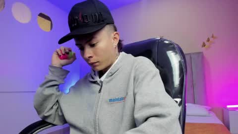 Nascary Fox online show from 7, 4, 2026