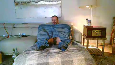 nassobout online show from 14, 2, 2026