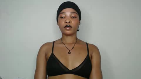 bella online show from 17, 11, 2025