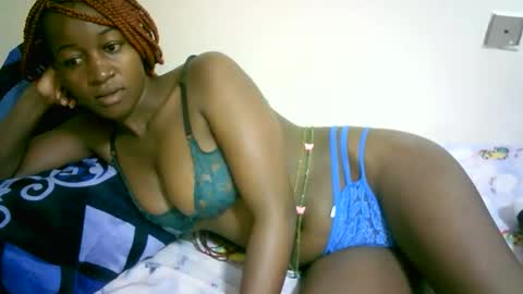 Snapshot of nastyafrika chatting on 28, 4, 2026 Marie online show from 28, 4, 2026