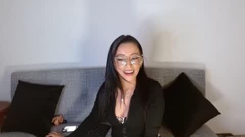 nathalia online show from 12, 1, 2025