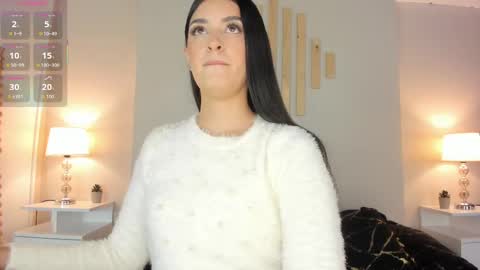 Natacha Diaz online show from 25, 9, 2025