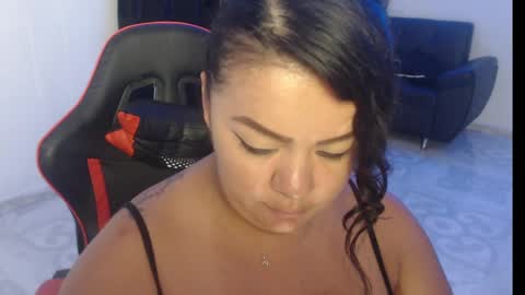 Snapshot of natachaprinss22 chatting on 25, 2, 2025 Nata Ramirez online show from 25, 2, 2025