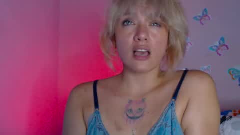 Snapshot of natalia_33 chatting on 7, 2, 2025 Natalia online show from 7, 2, 2025