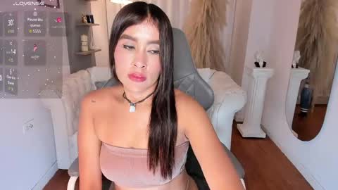Natalia Leon online show from 13, 4, 2026