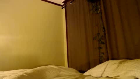 Natalie Six online show from 22, 2, 2025