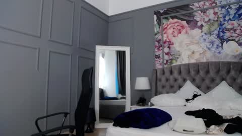 Snapshot of natalie_bitton chatting on 20, 1, 2025 Natalie online show from 20, 1, 2025