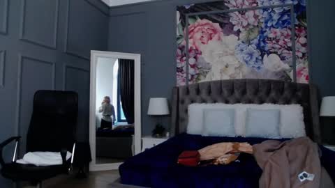 Snapshot of natalie_bitton chatting on 25, 1, 2025 Natalie online show from 25, 1, 2025