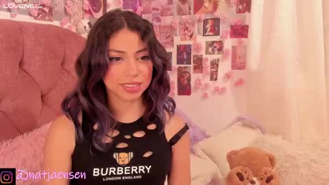       online show from 18, 1, 2025