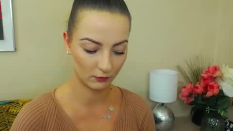 Snapshot of natalie_live chatting on 4, 2, 2025 NatalieSexy online show from 4, 2, 2025