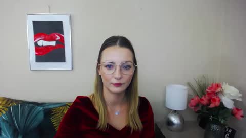 Snapshot of natalie_live chatting on 6, 2, 2025 NatalieSexy online show from 6, 2, 2025