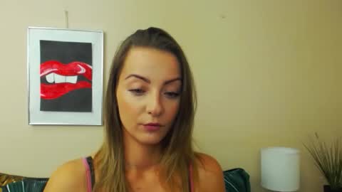 Snapshot of natalie_live chatting on 30, 10, 2025 NatalieSexy online show from 30, 10, 2025