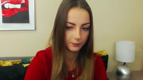 Snapshot of natalie_live chatting on 7, 11, 2025 NatalieSexy online show from 7, 11, 2025