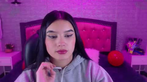 natalie  online show from 27, 2, 2026