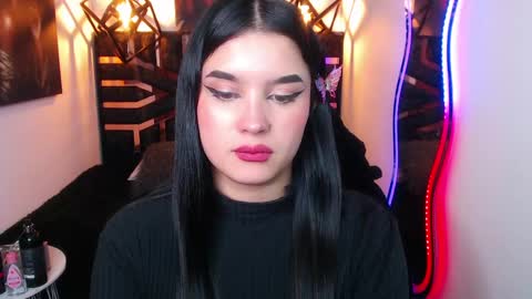 natalie  online show from 21, 4, 2026