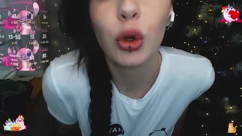 Snapshot of natalimillers chatting on 22, 12, 2024 Natali online show from 22, 12, 2024