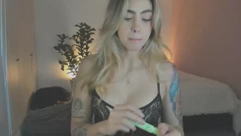 anatalybee online show from 17, 3, 2026