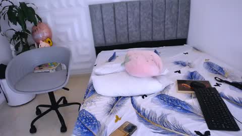 Snapshot of nataly_mcry chatting on 25, 1, 2025 NATALY online show from 25, 1, 2025