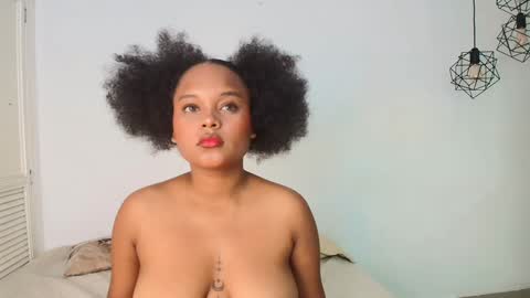 Snapshot of nataly_velez chatting on 29, 12, 2024 Naty online show from 29, 12, 2024
