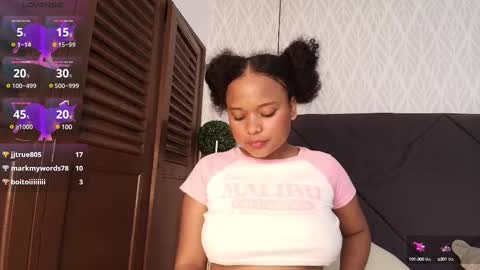 Snapshot of nataly_velez chatting on 17, 2, 2025 Naty online show from 17, 2, 2025