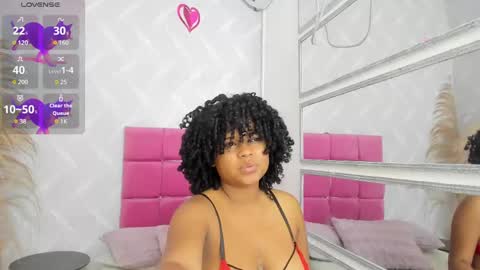 Snapshot of nataly_velez chatting on 8, 3, 2025 Naty online show from 8, 3, 2025