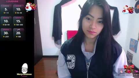 Nataly Escobar online show from 8, 1, 2025