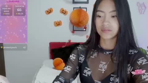 Nataly Escobar online show from 7, 10, 2025