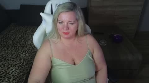 Natalli online show from 2, 1, 2025