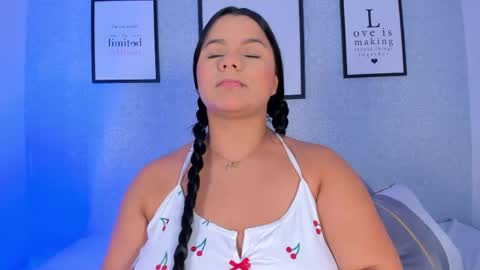 Snapshot of natasha_harpper chatting on 28, 4, 2026 Natasha online show from 28, 4, 2026