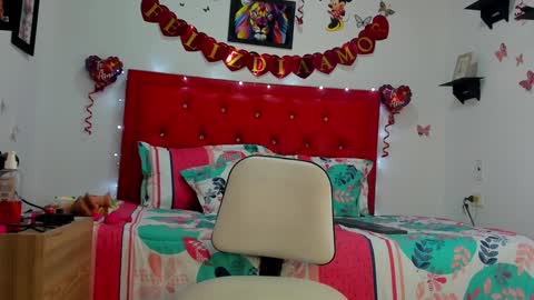 N A T A S H A  online show from 3, 2, 2025