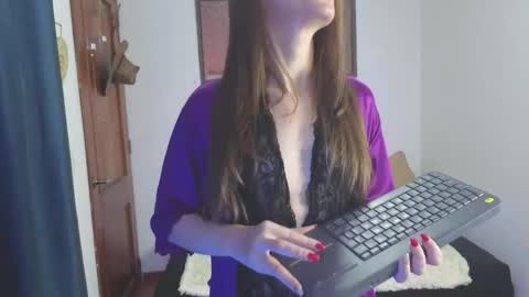  Natasha Kinski  online show from 7, 1, 2026