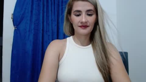 Snapshot of natasha_lopera chatting on 22, 1, 2025 Natasha online show from 22, 1, 2025