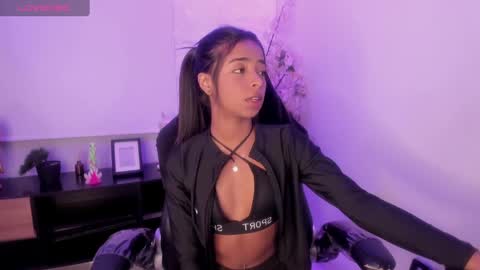 Snapshot of natasha_smith_ws chatting on 23, 1, 2025 Natasha online show from 23, 1, 2025