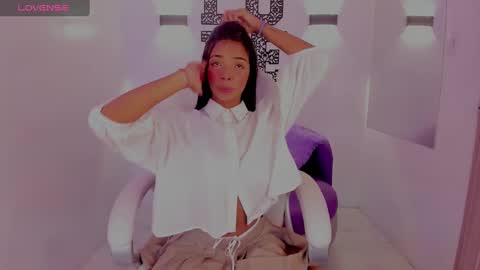 Snapshot of natasha_smith_ws chatting on 21, 2, 2025 Natasha online show from 21, 2, 2025
