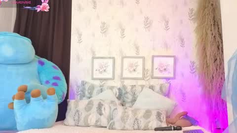 Natasha Blade online show from 6, 6, 2026