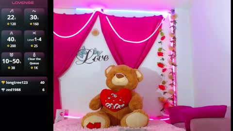 NatashaKissess   online show from 4, 3, 2025