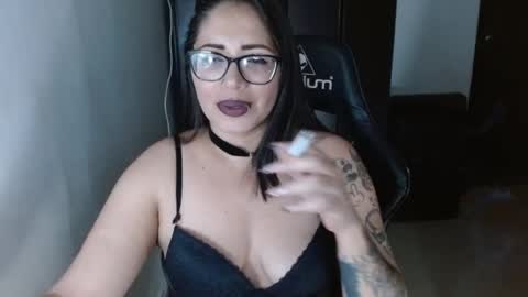 Snapshot of natashasmithe chatting on 7, 8, 2026 Natasha Smithe online show from 7, 8, 2026