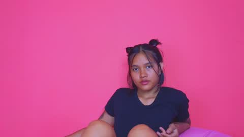 Natcha C online show from 11, 12, 2024