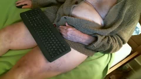 Snapshot of nate1x chatting on 19, 12, 2024 nate1x online show from 19, 12, 2024