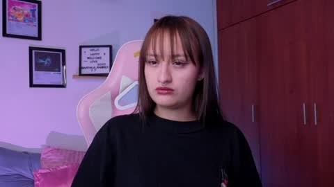 Snapshot of nathalia_ramirez_ chatting on 9, 5, 2026 Nathalia Ramirez online show from 9, 5, 2026