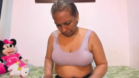 Snapshot of nathaliasmiith chatting on 1, 6, 2026 Nathalia online show from 1, 6, 2026
