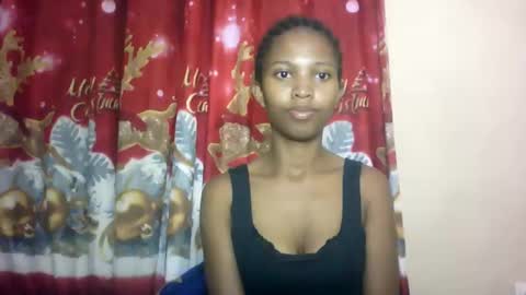 Snapshot of nathalie004 chatting on 27, 11, 2025 nathalie004 online show from 27, 11, 2025