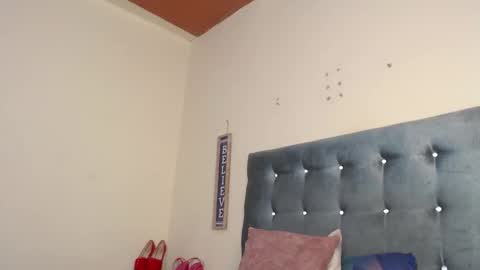 Snapshot of nathalie_jackson chatting on 22, 10, 2025 nathalie jackson online show from 22, 10, 2025