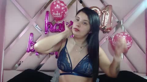 Snapshot of nathaly_low chatting on 17, 1, 2025 nathaly low online show from 17, 1, 2025