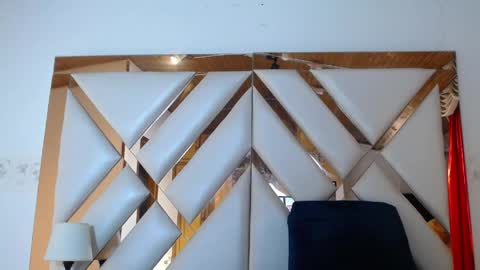 nathaly low online show from 1, 4, 2026