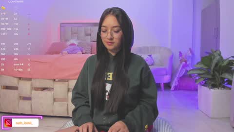    online show from 26, 1, 2025